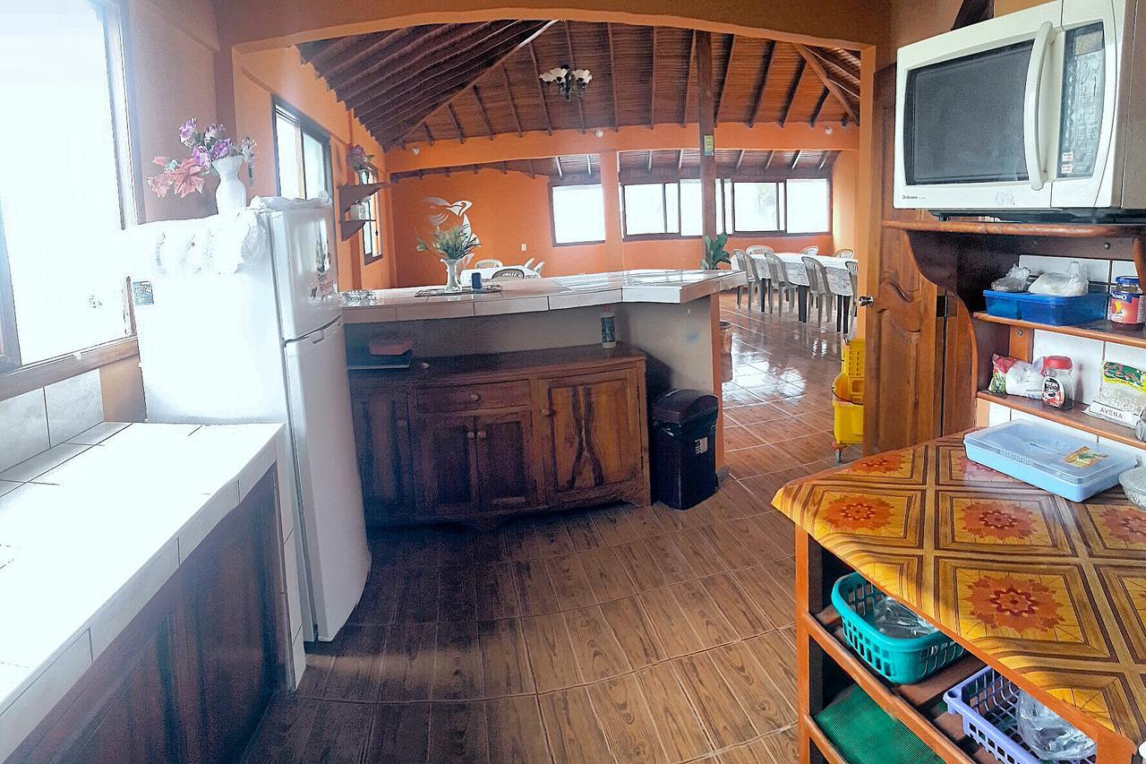 Hostal La Isla Del Descanso Puerto Villamil Ngoại thất bức ảnh